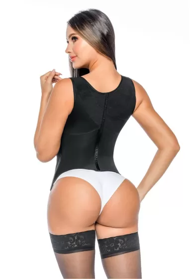 813 - Chaleco con broches de 3 hileras con cierre